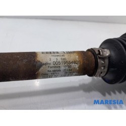Fiat - 500 - Aandrijfas links-voor