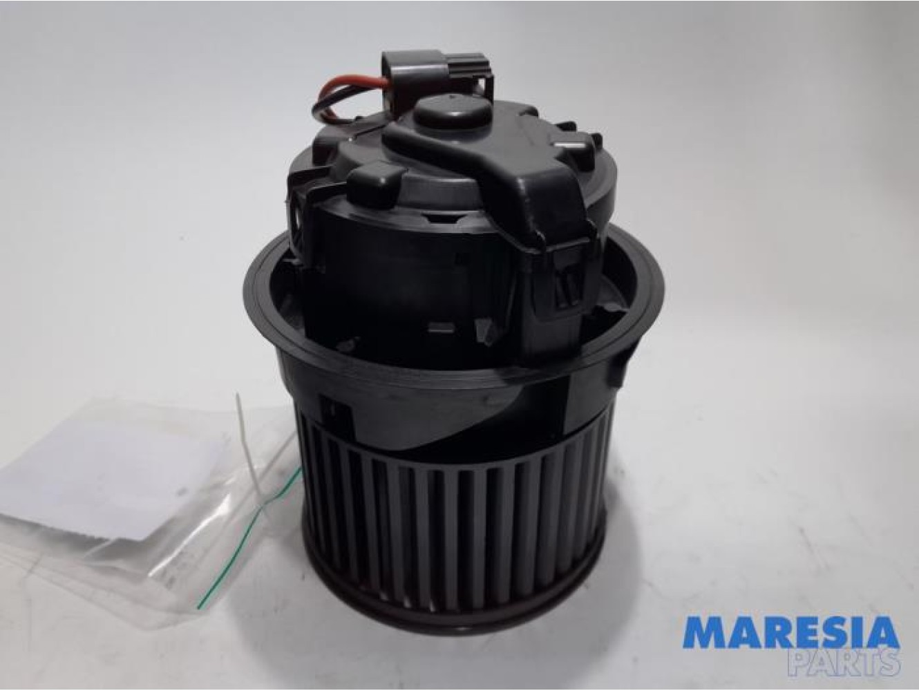 Peugeot - 208 - Heating and ventilation fan motor