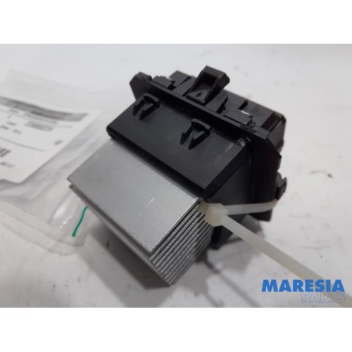 Peugeot - 208 - Heater resistor