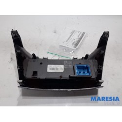 Peugeot - 208 - Panneau de commandes chauffage