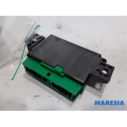 Peugeot - 208 - PDC Module