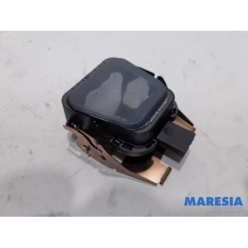 Peugeot - 208 - Rain sensor