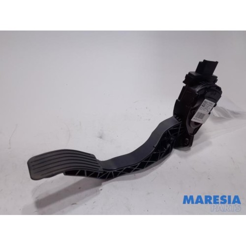 Peugeot - 208 - Gaspedaalpositie Sensor