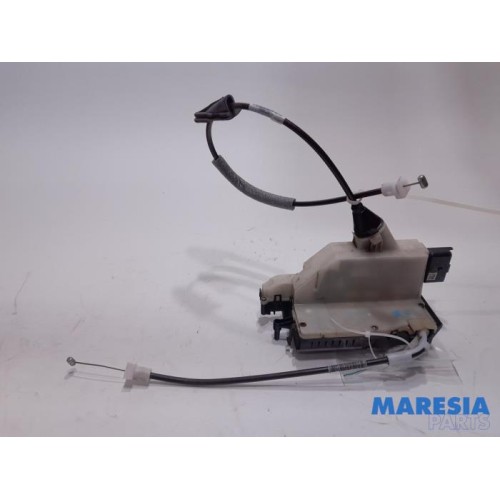 Peugeot - 208 - Front door lock mechanism 4-door, right
