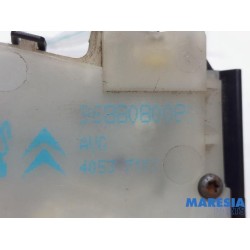 Peugeot - 208 - Door lock mechanism 4-door, front left