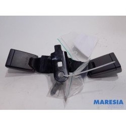 Peugeot - 208 - Rear seatbelt buckle, centre