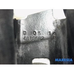 Peugeot - 208 - Rear seatbelt buckle, centre