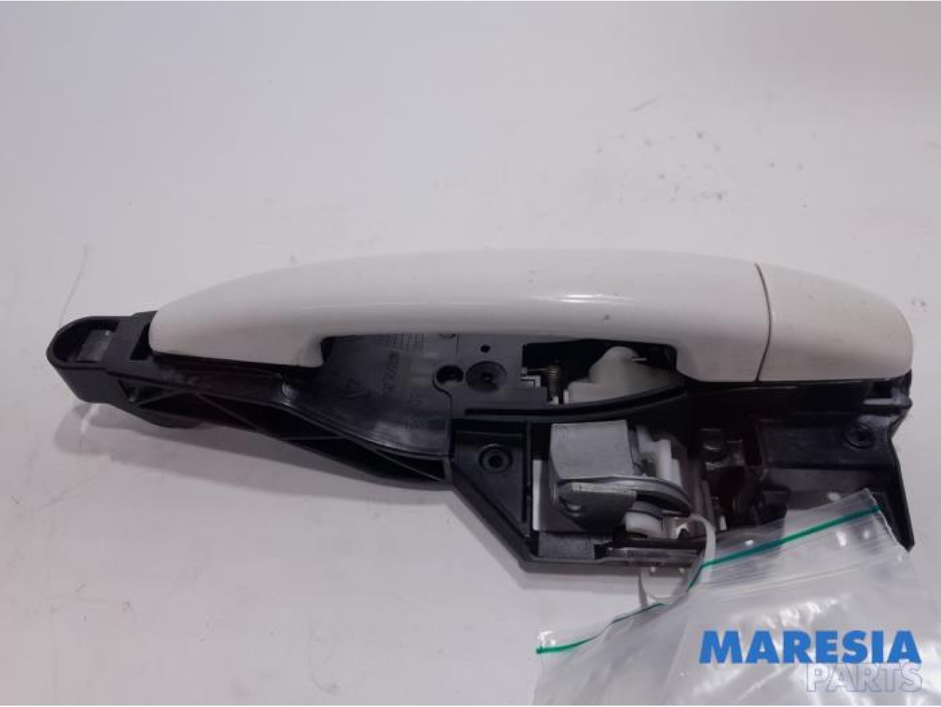 Peugeot - 208 - Türgriff 4-türig rechts hinten