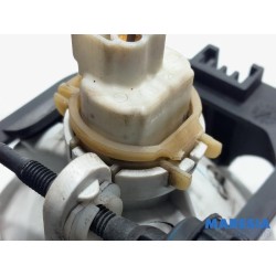 Peugeot - 208 - Nebelscheinwerfer links vorne