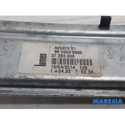 Peugeot - 208 - Rear door window mechanism 4-door, right