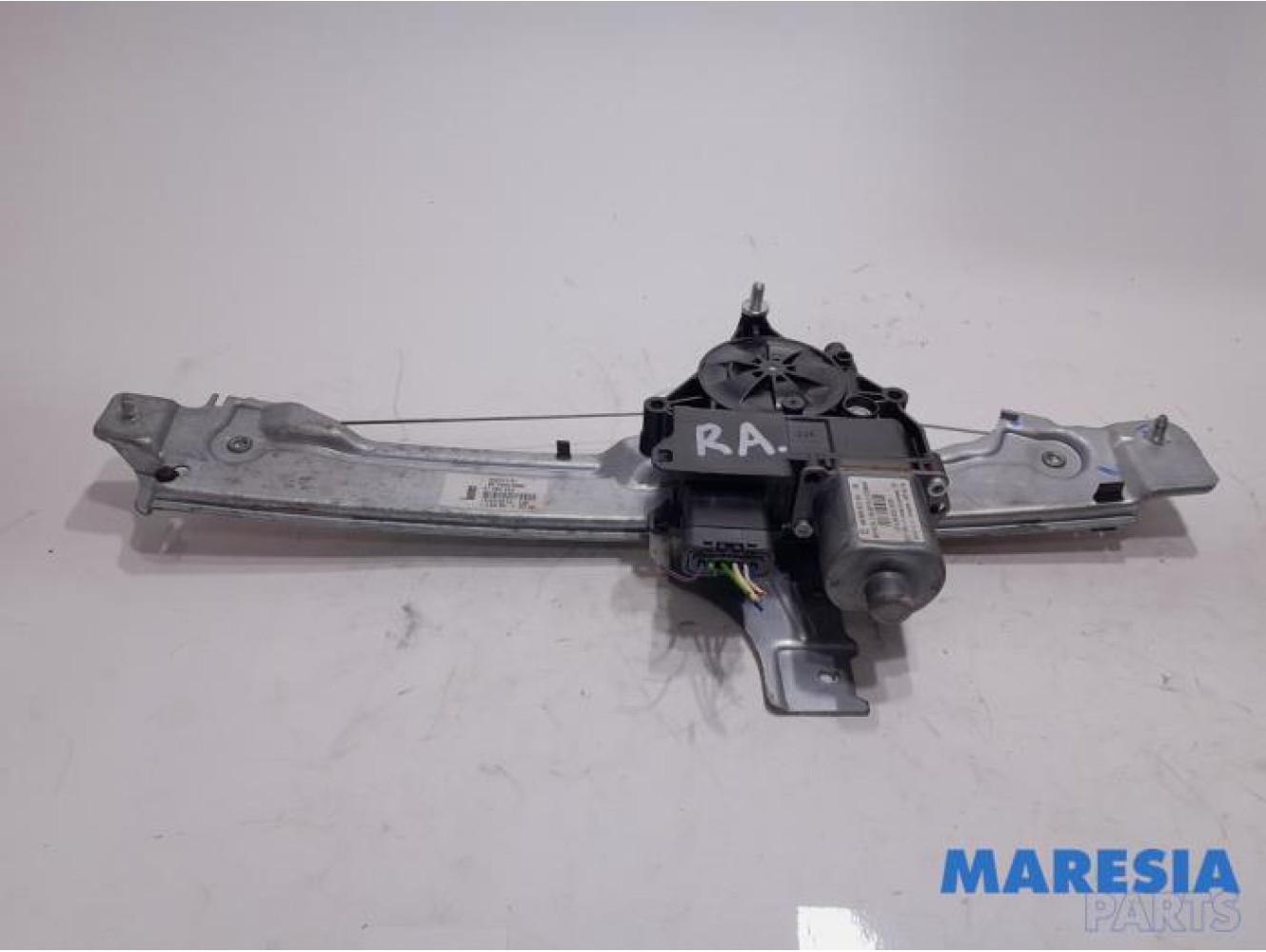 Peugeot - 208 - Rear door window mechanism 4-door, right