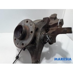 Renault - Megane - Knuckle, front right