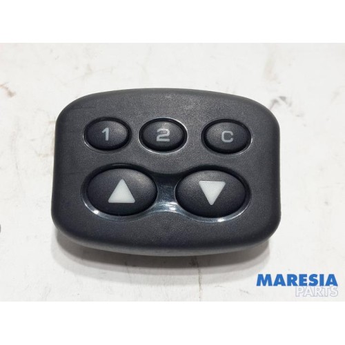 Alfa Romeo - 159 - Sunroof switch