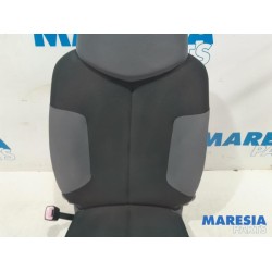 Peugeot - 107 - Sitz links