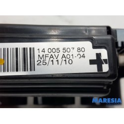 Peugeot - Expert - Fuse box