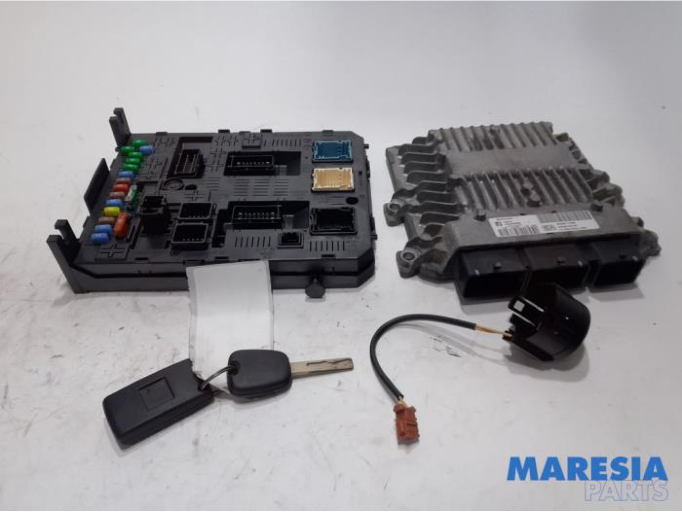 Peugeot - Expert - Engine management computer