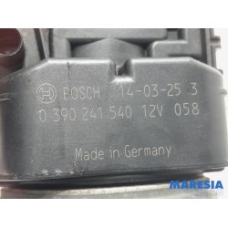 Peugeot - 208 - Front wiper motor