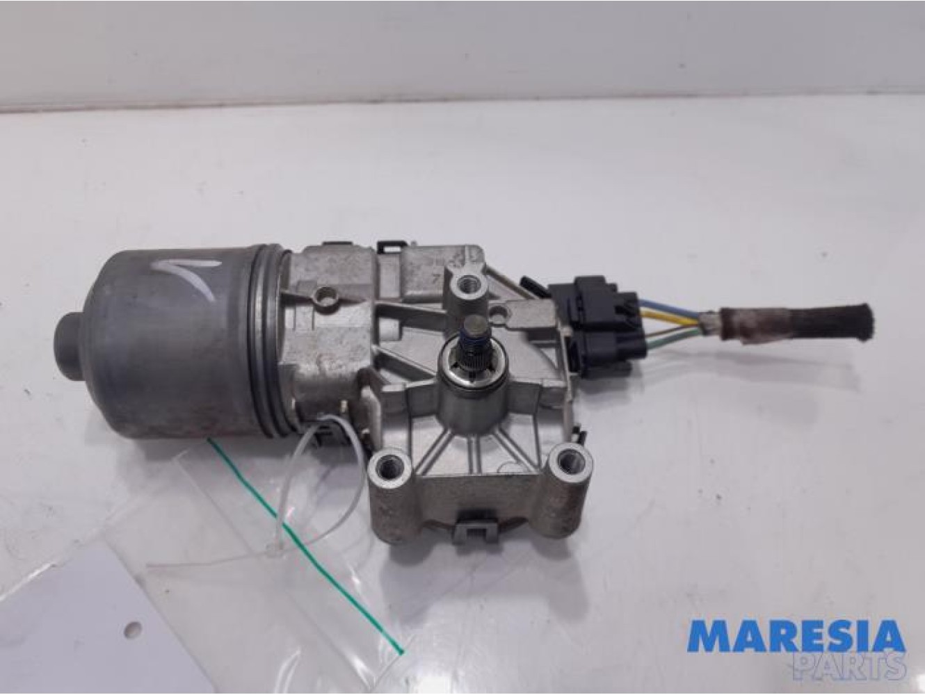 Peugeot - 208 - Front wiper motor