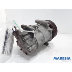 Peugeot - 208 - Air conditioning pump
