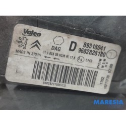 Citroen - Berlingo - Headlight, right