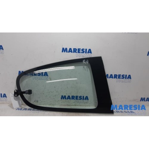 Peugeot - 107 - Portierruit 4Deurs rechts-achter