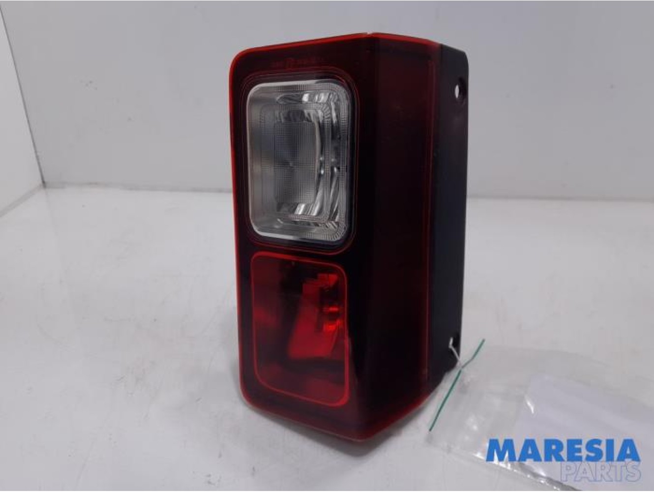 Fiat - Talento - Taillight, right