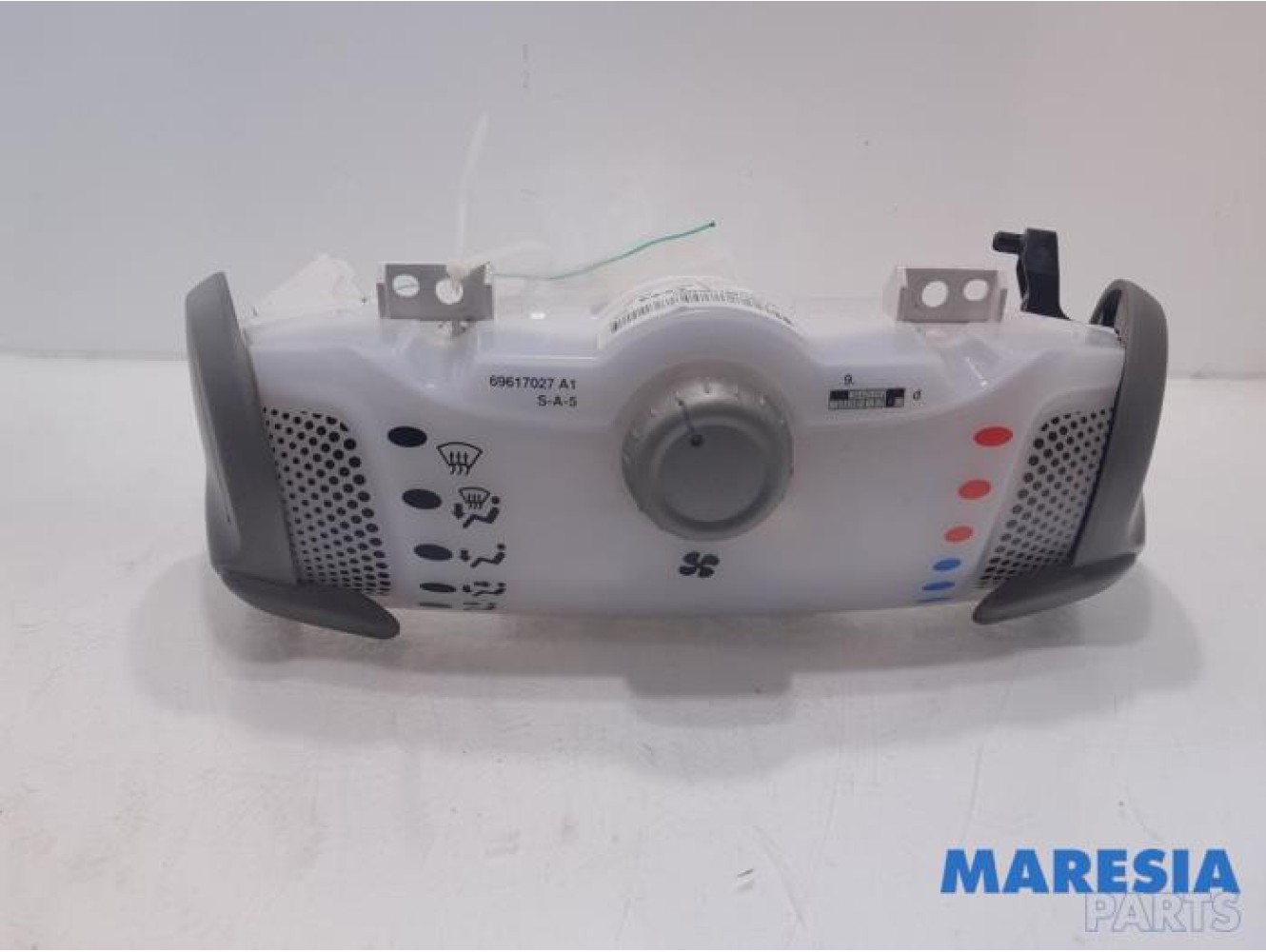 Peugeot - 107 - Heater control panel