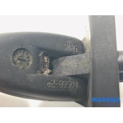 Peugeot - 107 - Antenna