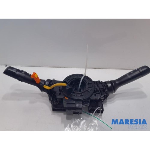 Peugeot - 107 - Steering column stalk