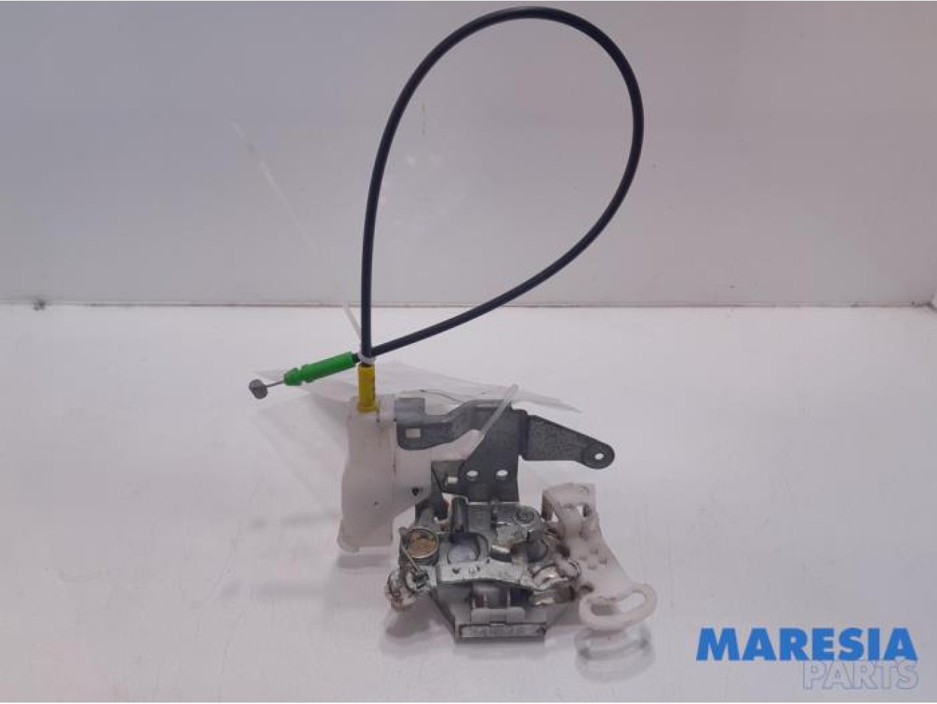 Peugeot - 107 - Front door lock mechanism 4-door, right