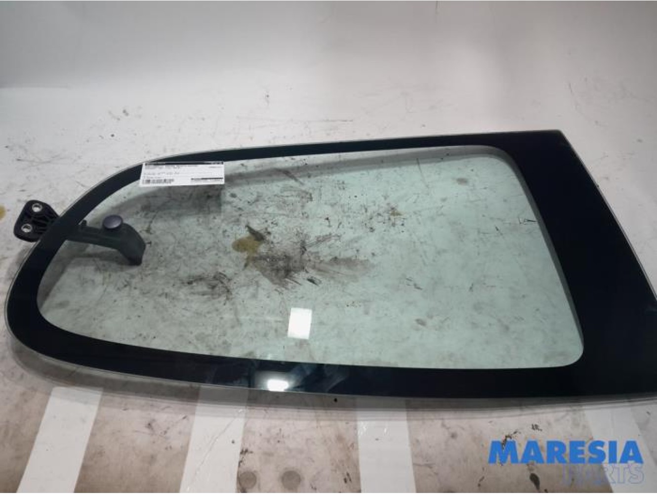 Peugeot - 107 - Portierruit 4Deurs rechts-achter