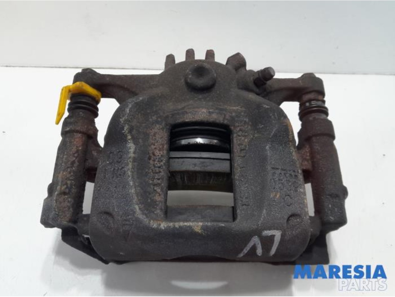 Fiat - Talento - Front brake calliper, left