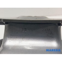 Fiat - Talento - Tailgate hinge