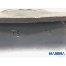 Fiat - Talento - Tailgate hinge
