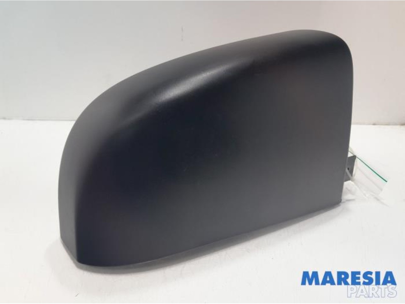 Fiat - Talento - C-style sealing cover right