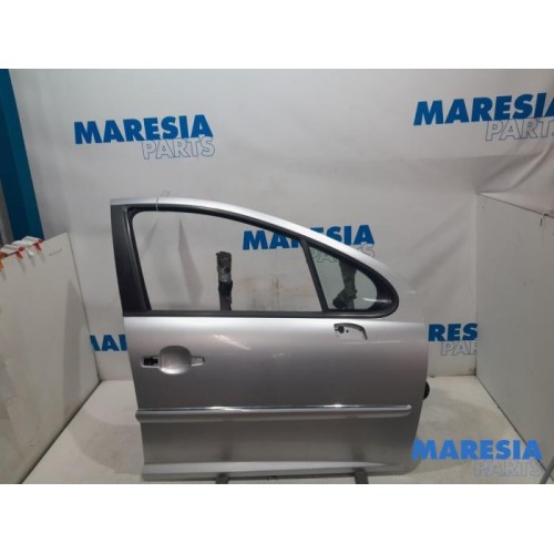 Peugeot - 207 - Front door 4-door, right