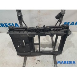 Peugeot - 207 - Front panel