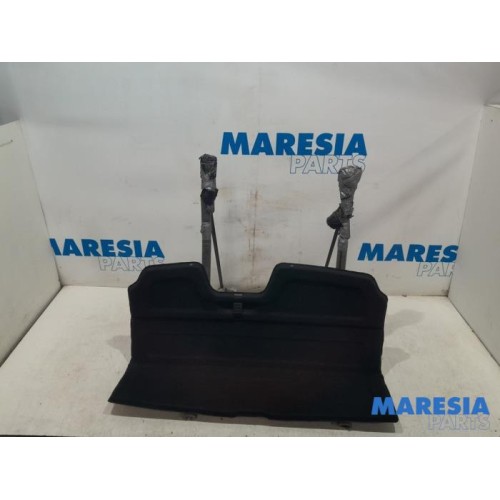 Peugeot - 207 - Parcel shelf