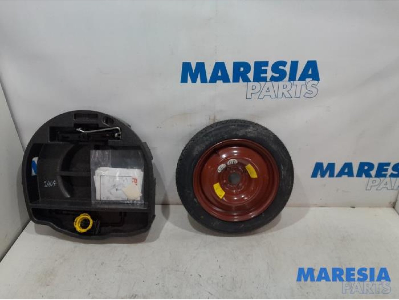 Peugeot - 207 - Krikset + reservewiel