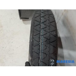 Peugeot - 207 - Krikset + reservewiel