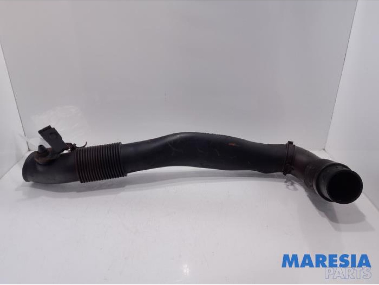 Fiat - Doblo - Air intake hose