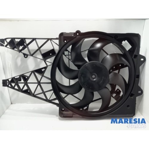 Fiat - Doblo - Fan motor