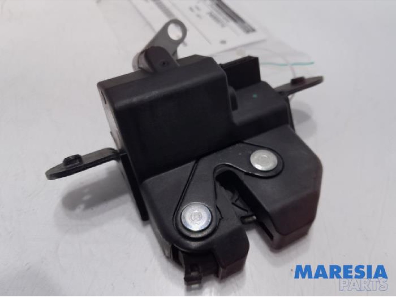 Fiat - Doblo - Tailgate lock mechanism