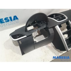 Peugeot - 207 - Dashboard