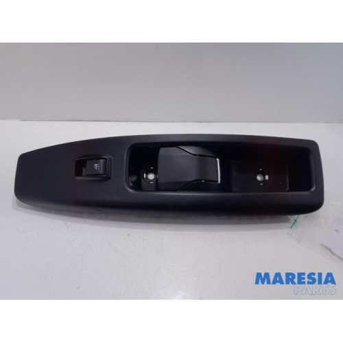 Fiat - Doblo - Electric window switch