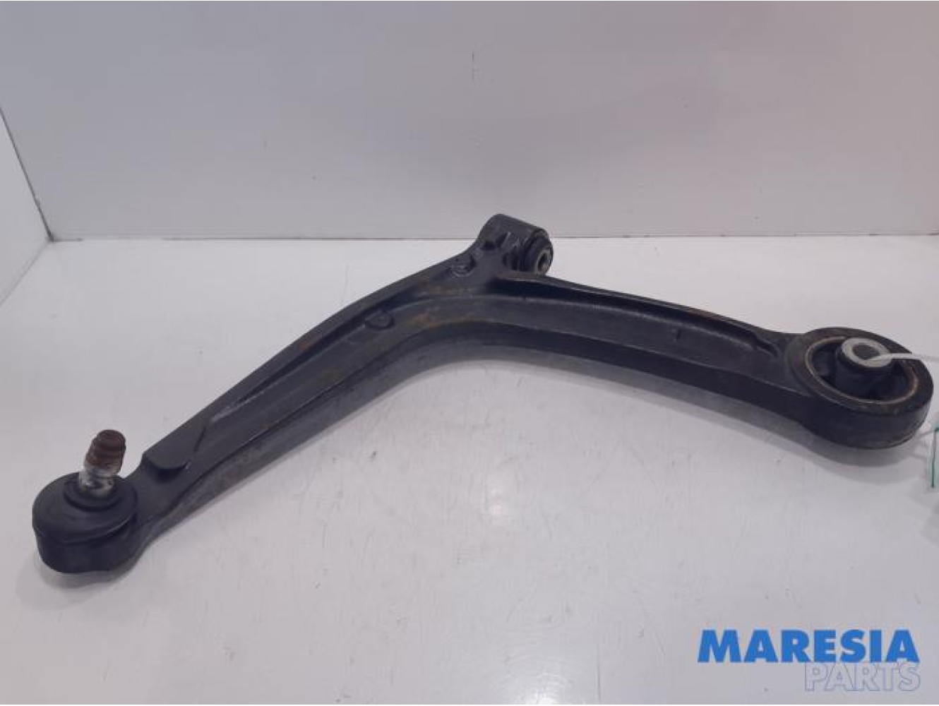 Fiat - 500 - Front lower wishbone, left