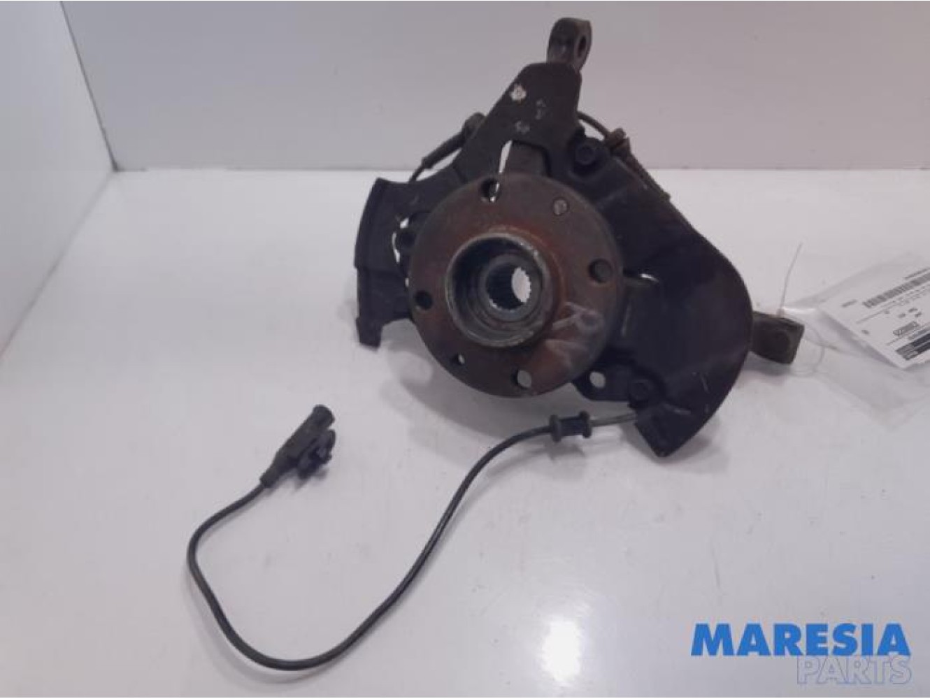 Fiat - 500 - Knuckle, front right