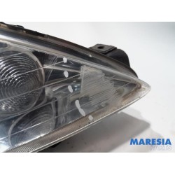 Peugeot - 206 - Phare droit