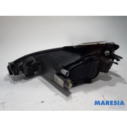 Peugeot - 206 - Phare droit