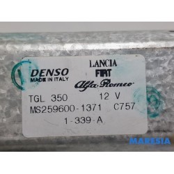 Fiat - 500 - Rear wiper motor